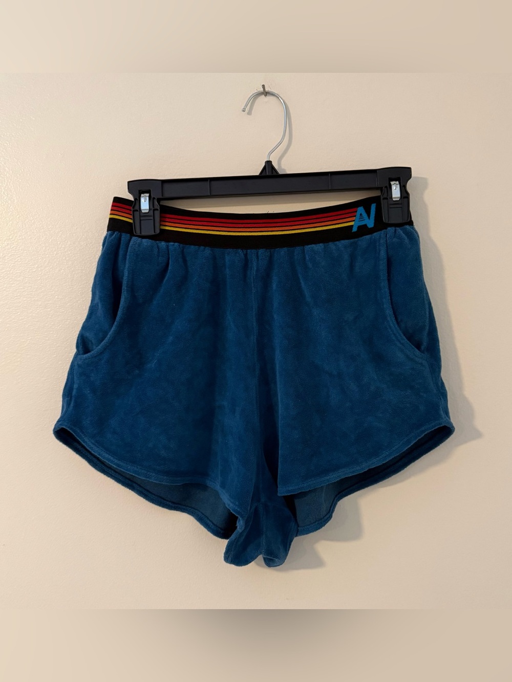 Aviator Nation Logo Stripe Women’s Velour Lounger Shorts Sz Small in Caribbean - Picture 9 of 9
